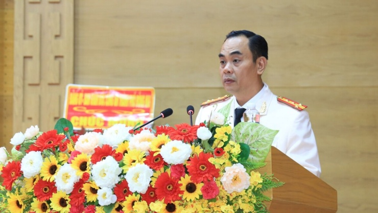 &nbsp;Đại tá Trần Trọng Thủy, Phó Giám đốc Công an thành phố phát biểu nhận nhiệm vụ