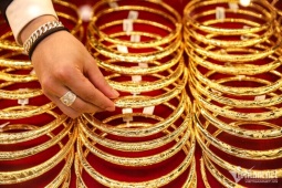 Giá vàng SJC ‘bốc hơi’ 8 triệu/lượng sau 2 ngày: Cảnh báo về diễn biến bất thường