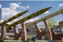 Ảnh vệ tinh chụp Iran tiết lộ điều đáng lo với Mỹ và Israel