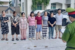 Ném điện thoại lên trần nhà vệ sinh để phi tang, lộ đường dây số đề gần 8 tỷ đồng