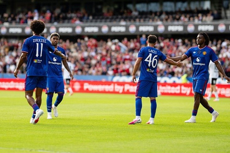 Trực tiếp bóng đá Rosenborg - MU: "Cơn mưa" bàn thắng (Hết giờ) - 1