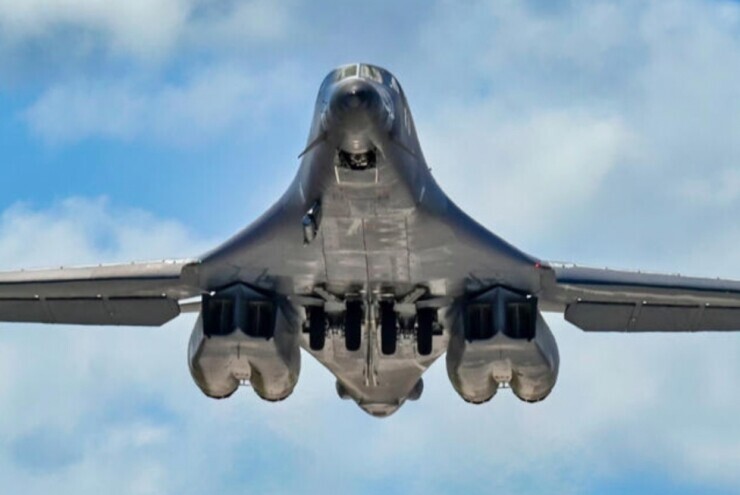 Mỹ điều oanh tạc cơ B-1B đánh Iran, hé lộ nghịch lý trên chiến trường
