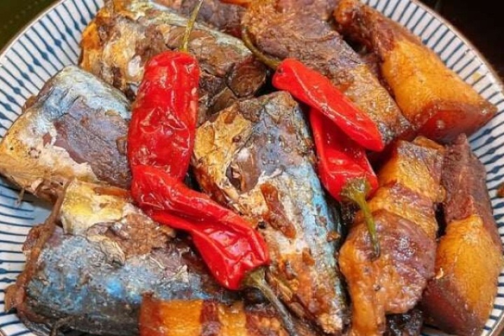 Kho cá nục, nhất định phải có 2 thứ này, đảm bảo thơm ngon béo ngậy đánh bay cả nồi cơm