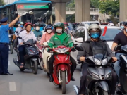 Hà Nội hỗ trợ người thu nhập thấp đổi xe cũ: Chính sách nào đủ mạnh?