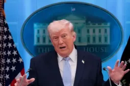 Tổng thống Mỹ Trump: Các cuộc đàm phán với Iran vẫn đang diễn ra