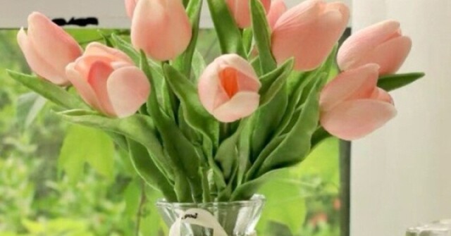Mẹo đặt bình hoa ở vị trí này giúp tài lộc tự tìm đến, tiền vào như nước