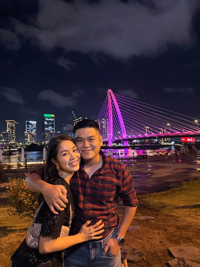 Lê Phương cảm ơn ông xã vì 10 năm và một gia đình trọn vẹn!
