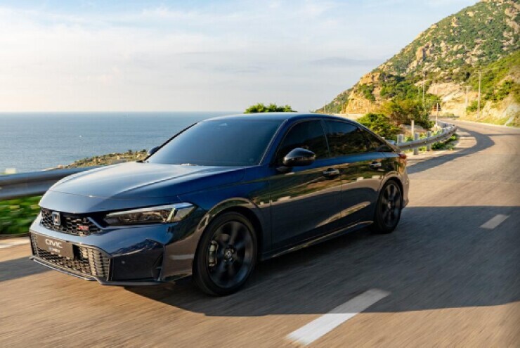 Honda Civic e:HEV và ẩn số sau mức 4,56L/100km: Giá thay pin đáng sợ thế nào?