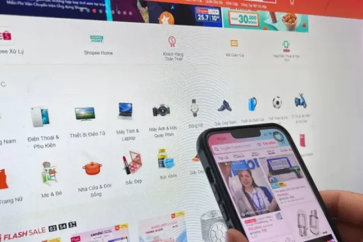 Khi kẻ gian biết rõ bạn là ai: Mặt trái đáng sợ của mua sắm online