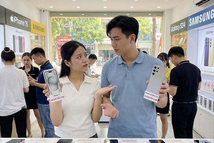 Cuộc tranh cãi iPhone hay Galaxy tốt hơn vẫn luôn nảy lửa giữa các fan hâm mộ Apple và Samsung.