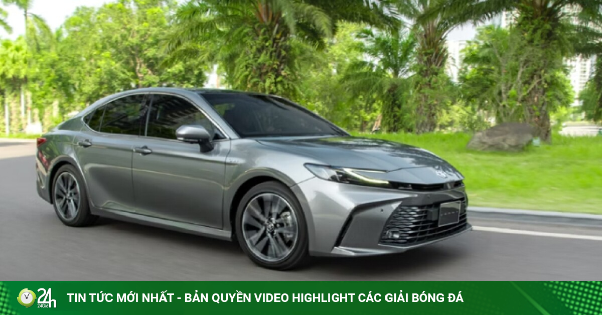 Camry HEV chạy lướt: "Vua giữ giá" hay nỗi ác mộng của thị trường xe cũ?