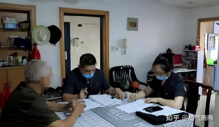 Không lâu sau, ba người con còn lại cũng tham gia tranh chấp, cho rằng với tư cách con ruột, họ mới là những người có quyền thừa kế hợp pháp. (Ảnh: 163)