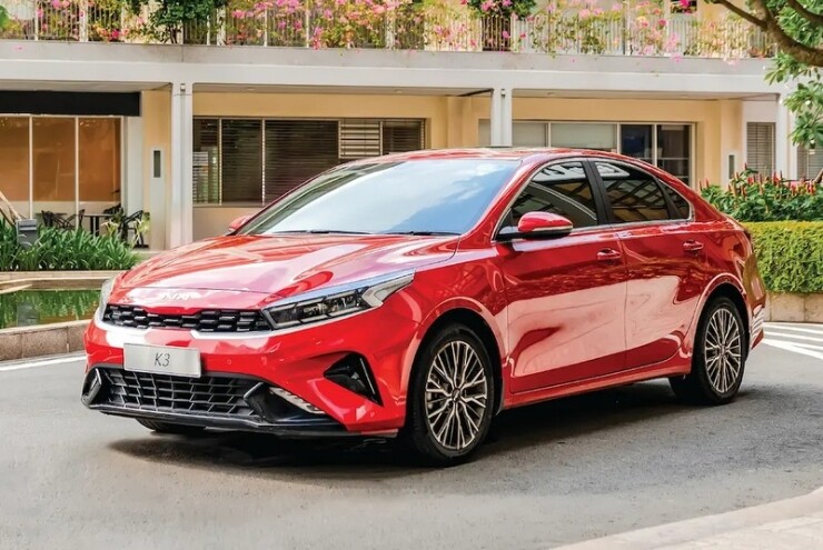KIA K3 lướt giá rẻ có đáng mua? - 2