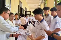 Cần trả lại đúng mục tiêu cho từng kỳ thi