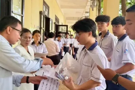 Cần trả lại đúng mục tiêu cho từng kỳ thi