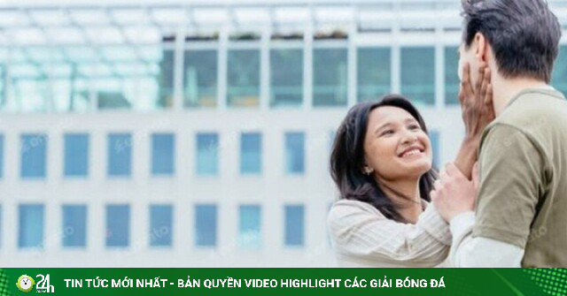 Đàn ông đang nhớ bạn sẽ có 3 hành động này: Không nói 'anh nhớ em' nhưng ai tinh ý cũng nhận ra