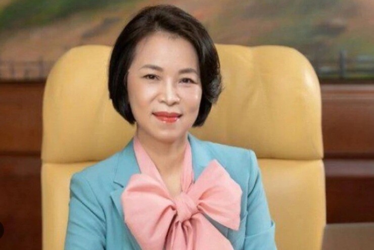 Vợ tỷ phú Phạm Nhật Vượng mua gần 4,97% vốn LPBank, cổ phiếu LPB "nổi sóng"