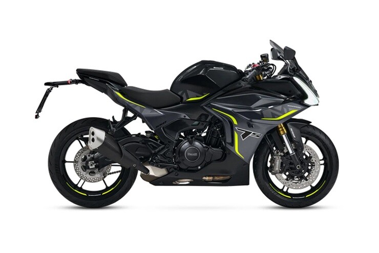 Mô tô giá mềm sở hữu phanh Brembo, phuộc Marzocchi cùng động cơ 554cc