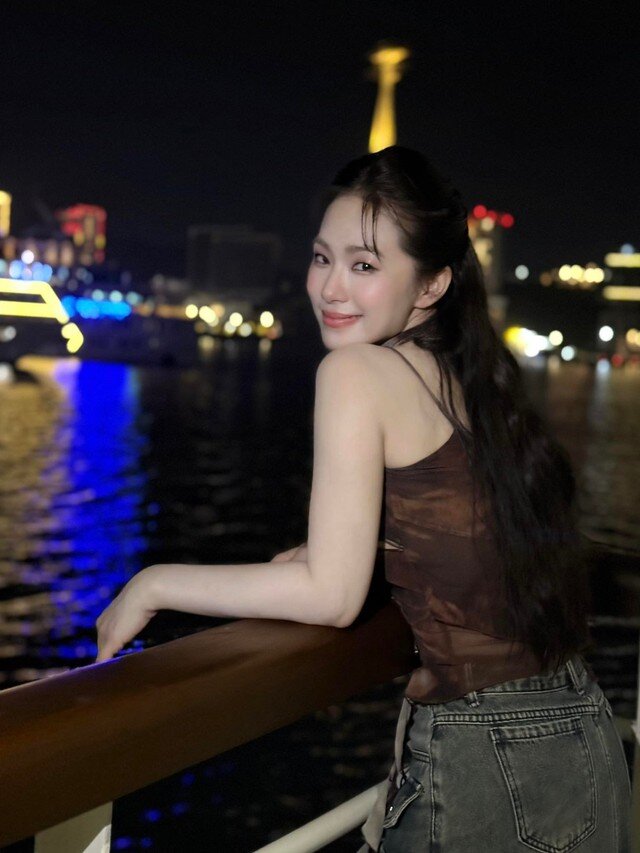 Lương Bích Hữu 'Dằm trong tim' gợi cảm ở tuổi 42 - 7