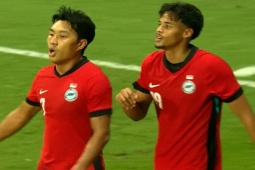 Video bóng đá Singapore - Timor Leste: Ác mộng bóng bổng, gây sức ép cho ĐT Việt Nam (AFF Cup)