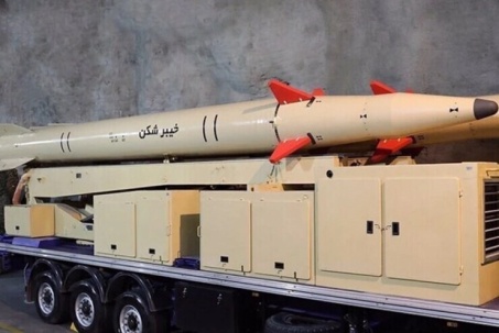Hé lộ tên lửa đạn đạo đáng gờm của Iran