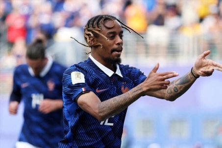 Liverpool nhắm chiêu mộ Barcola, PSG hét giá đắt nhất lịch sử Ngoại hạng Anh