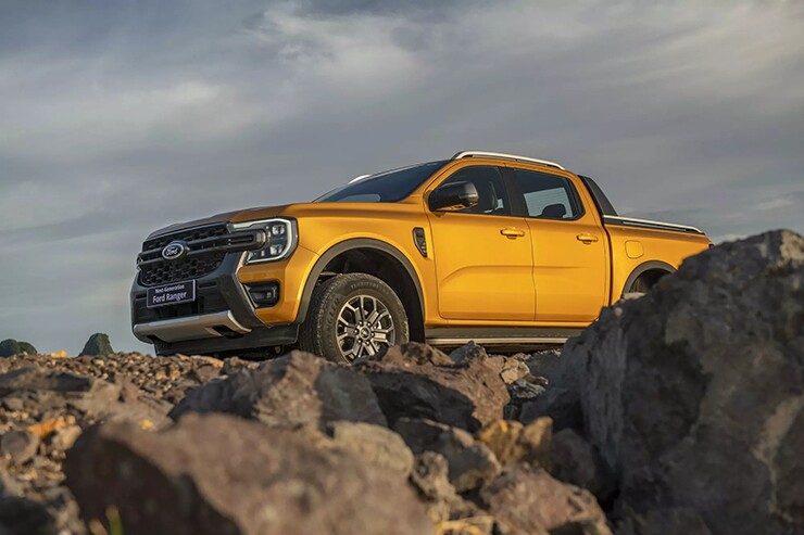 Giá xe Ford Ranger lăn bánh kèm ưu đãi tháng 7/2026 - 2