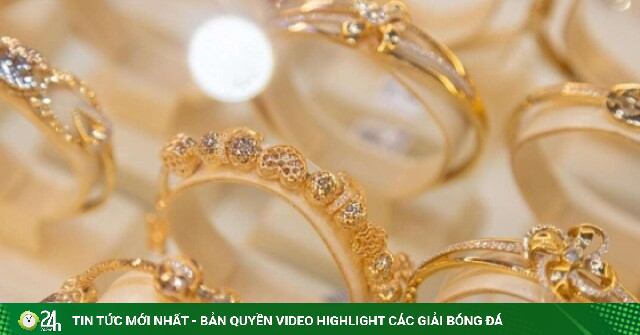 Giá vàng hôm nay 27/7: Hồi phục nhẹ