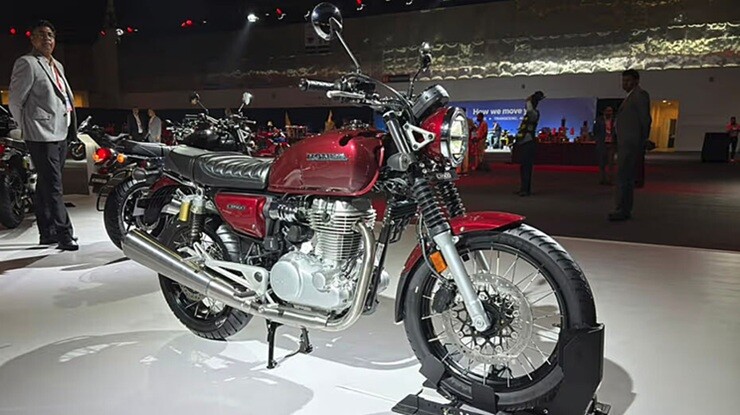 Honda CB500 2026 trình làng: Đậm chất cổ điển, ngập tràn công nghệ hiện đại - 1
