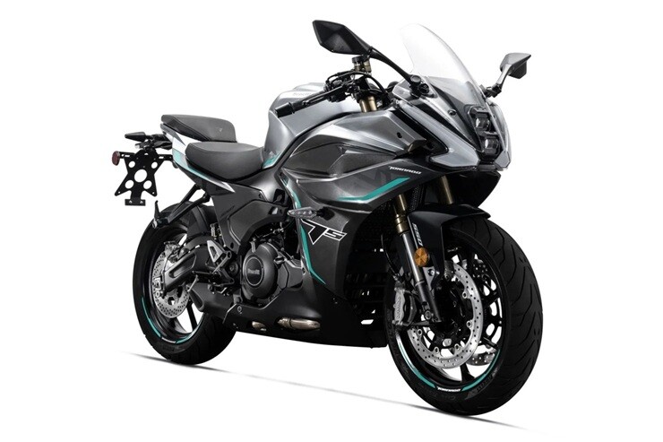 Mô tô giá mềm sở hữu phanh Brembo, phuộc Marzocchi cùng động cơ 554cc - 1