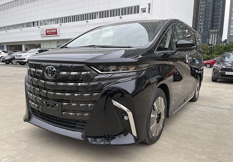 Loạt xe 7 chỗ hybrid tiết kiệm nhiên liệu tại Việt Nam - 4