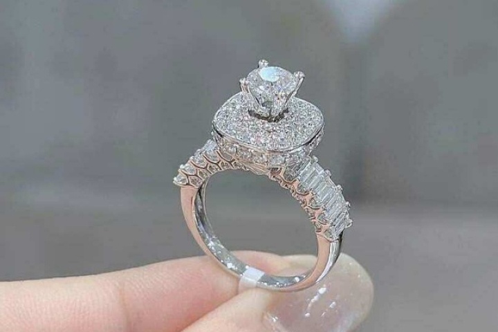 PNJ đã chi hơn 7.000 tỷ đồng thu mua lại kim cương, vàng