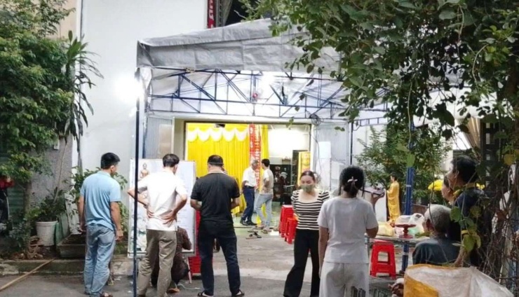 Gia đình tổ chức đám tang cho anh H.B.L.