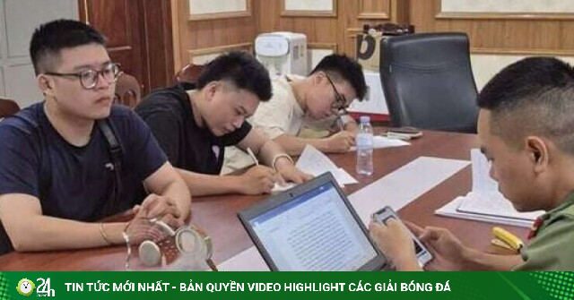 Công an làm việc với 3 thanh niên cợt nhả chương trình 'Sao sáng dẫn đường'