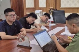 Công an làm việc với 3 thanh niên cợt nhả chương trình 'Sao sáng dẫn đường'