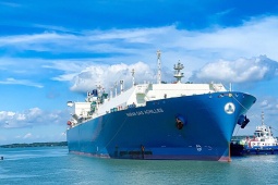 PV GAS ký Hợp đồng mua LNG định hạn đầu tiên của Việt Nam giai đoạn 2027 – 2031