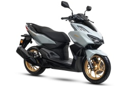 Honda trình làng Vario 160 với mâm vàng nổi bật, giá gần 68 triệu đồng