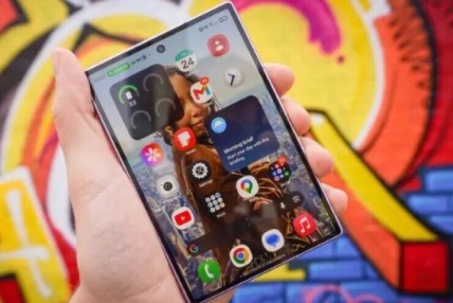 Trải nghiệm thực tế Galaxy Z Fold 8: Màn hình hộ chiếu có hữu ích?