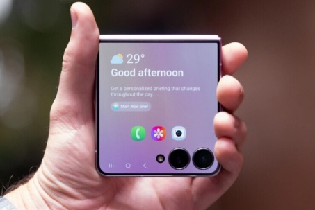 5 điện thoại Android nên mua thay vì Samsung Galaxy Z Flip 8