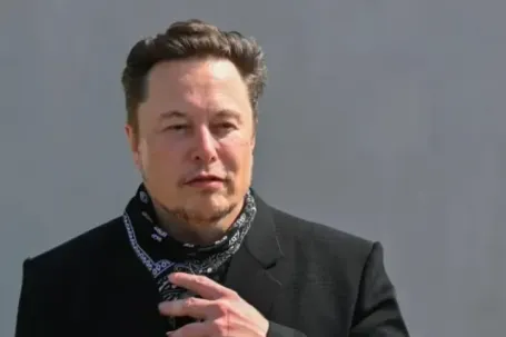 Tỷ phú Elon Musk 'hụt hơi', các tên tuổi Trung Quốc thắng lớn