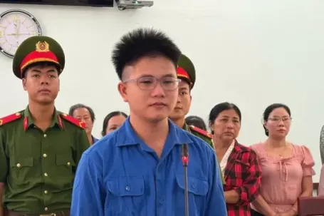 Thua lỗ tiền ảo, một bác sĩ đột nhập vào nhiều tiệm vàng trộm hơn 5 tỷ đồng