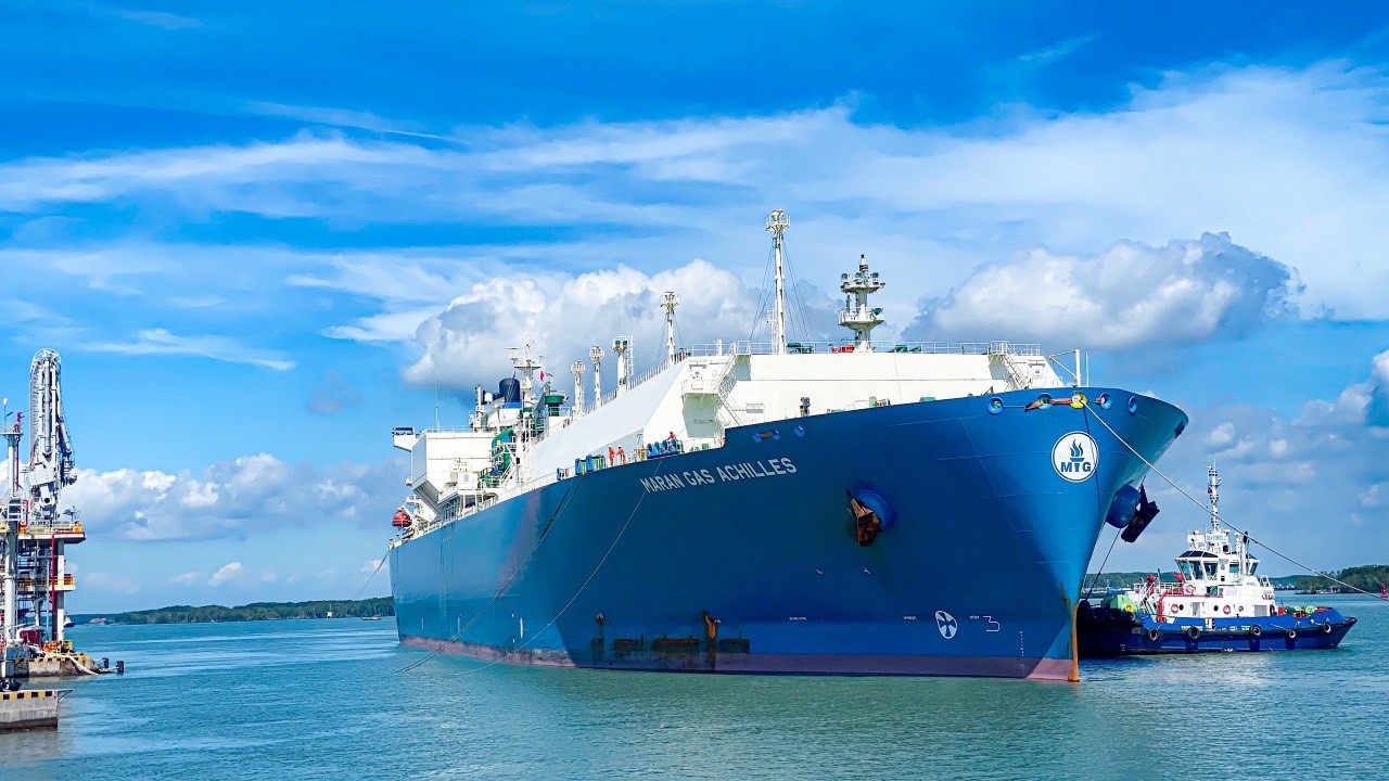 Tàu Maran Gas Achilles cung cấp chuyến hàng LNG phục vụ chạy thử Kho LNG Thị Vải của PV GAS vào tháng 7/2023 từ Nhà cung cấp Shell Eastern LNG