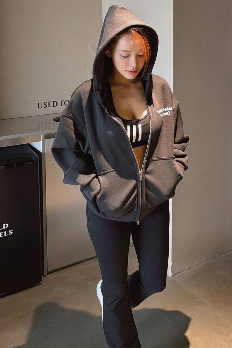 'Mẹ bỉm' Nhã Phương ngày càng mê mốt khoe body - 10