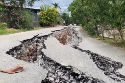 Xác định nguyên nhân sụt lún xé nát mặt đường ở Quảng Trị
