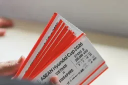 Vé 'chợ đen' trận Việt Nam - Singapore tấp nập, phe vé đẩy giá gấp đôi