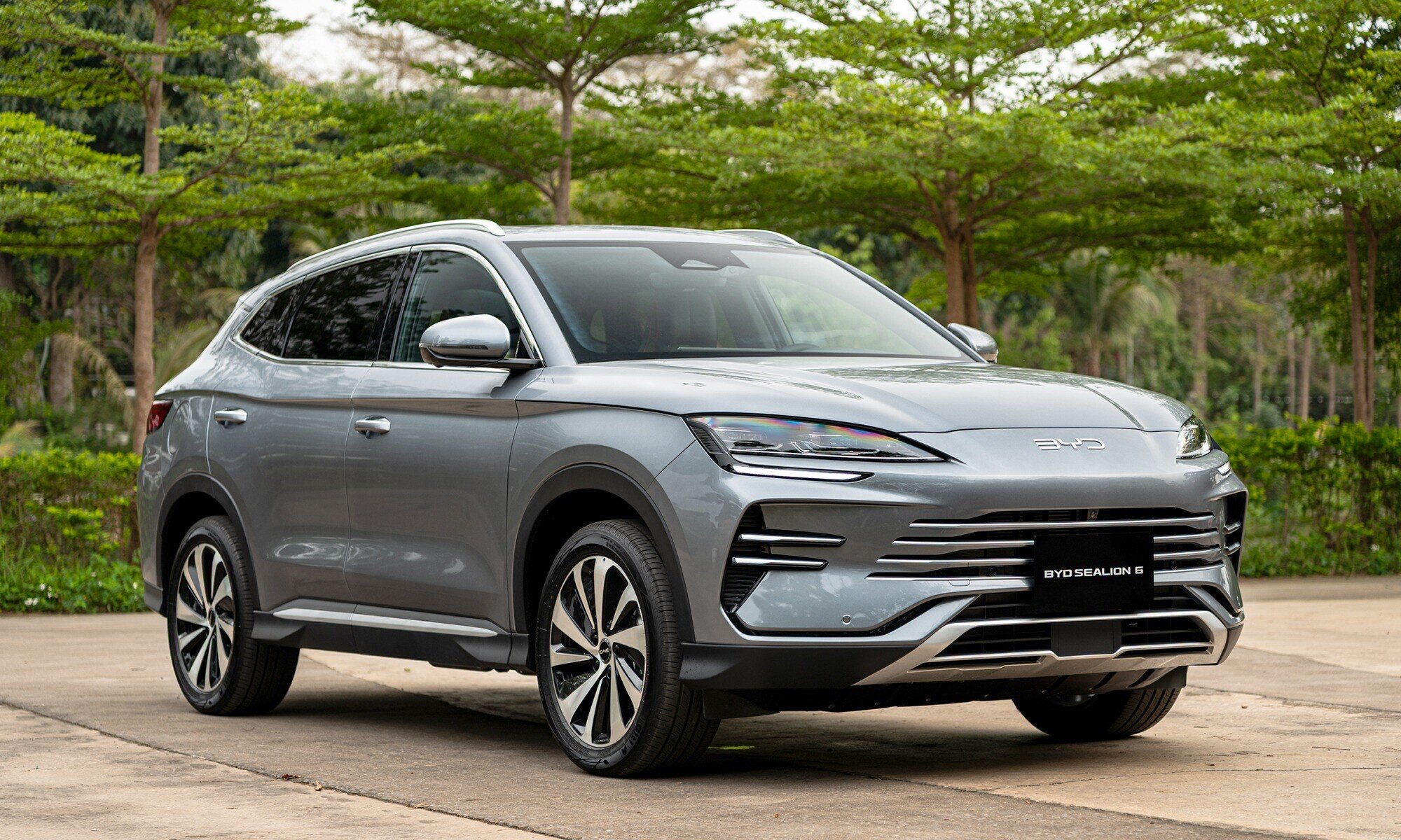 BYD Sealion 6 DM-i Super Hybrid phân phối tại thị trường Việt Nam được nhập khẩu từ Thái Lan.
