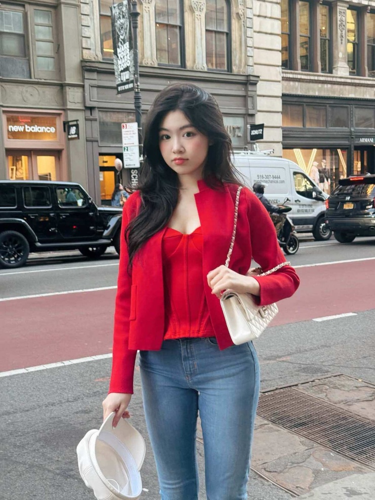 Lọ Lem xách túi trăm triệu khoe phong cách ở New York - 3