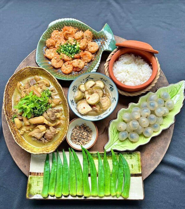 11 mâm cơm gia đình nấu vội, không có đặc sản nhưng toàn món ngon - 4