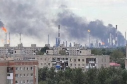 Ukraine tuyên bố đánh trúng nhà máy lọc dầu chiến lược của Nga ở Ryazan
