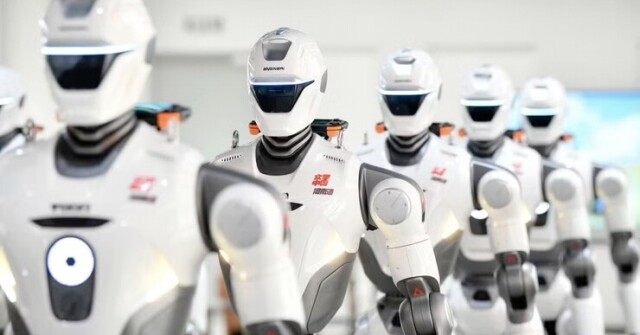 Vì sao Mỹ cấm robot hình người của Trung Quốc?